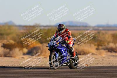 media/Dec-07-2024-CVMA (Sat) [[21c5f1ef85]]/Race 12-Supersport Middleweight/